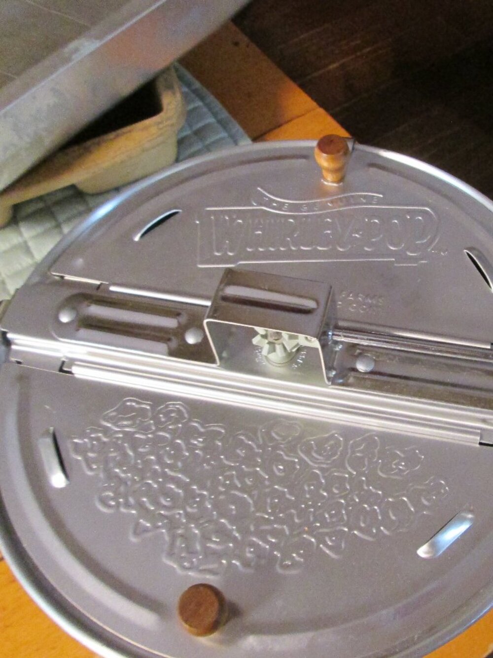 New Whirley Pop Wabash Valley Farms 6 qt metal blades make theater popcorn 3min